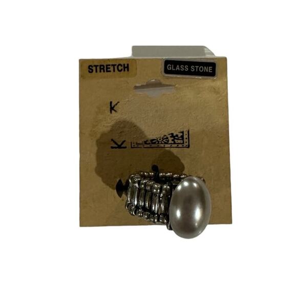 Silver Toned Glass Stone Stretch Ring - Picture 1 of 2